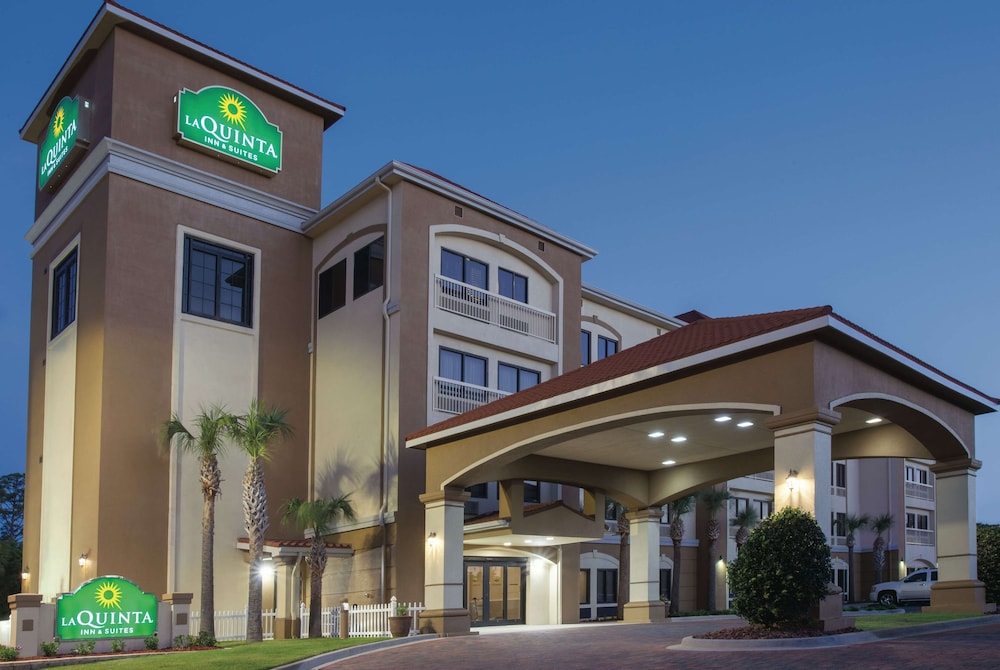 La Quinta Inn & Suites By Wyndham Fort Walton Beach - Okaloosa Island, FL