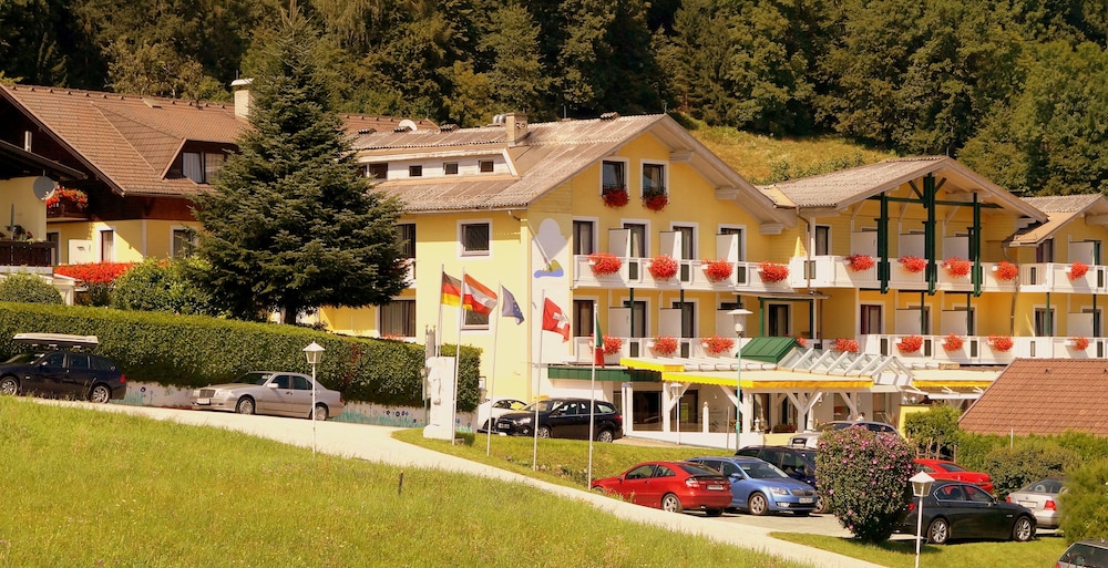Hotel Sonnenhügel - Villaco