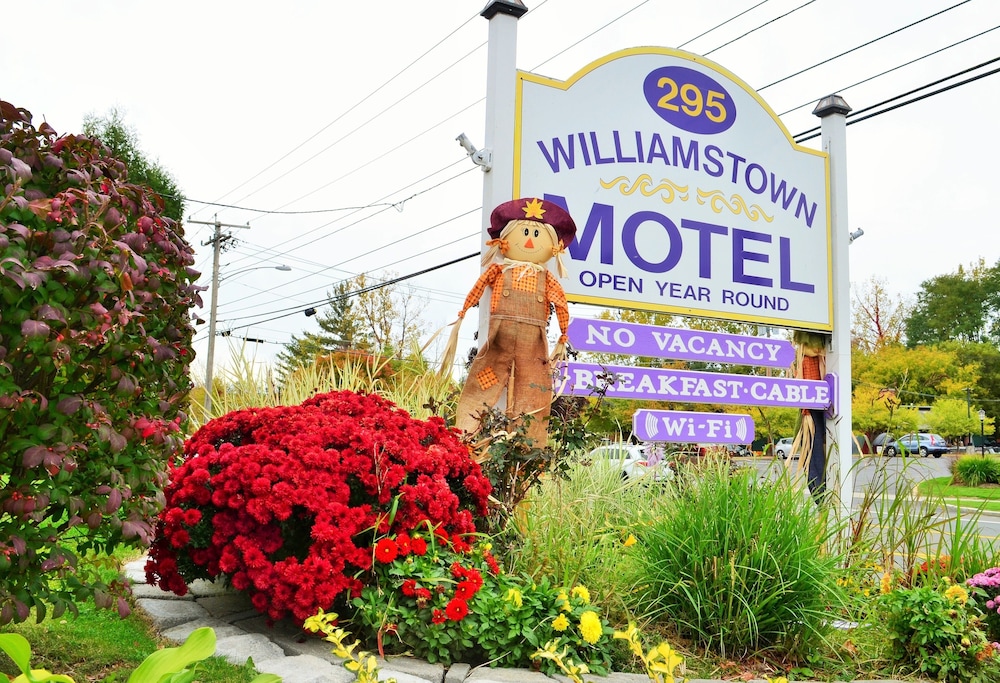 Williamstown Motel - New England