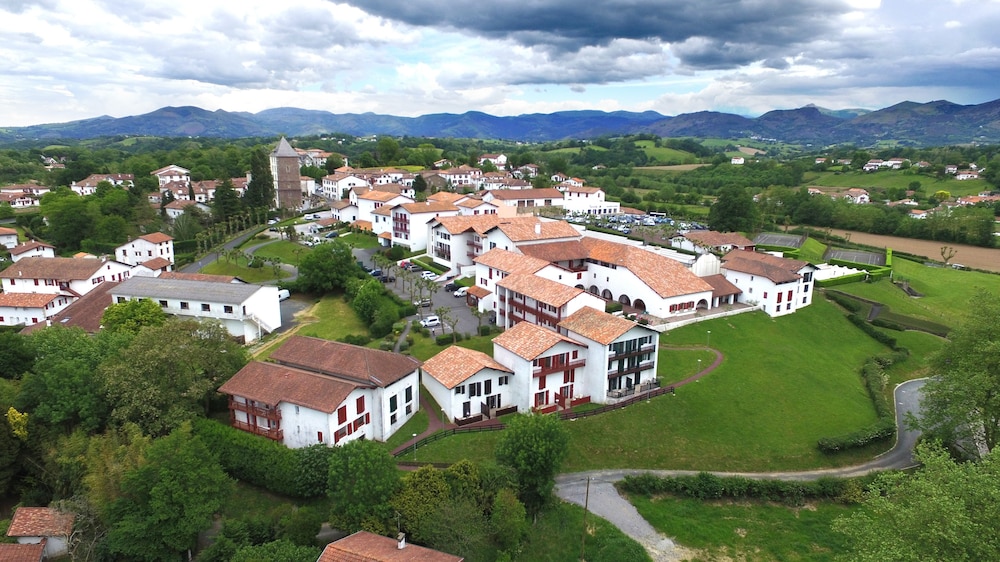 VVF Villages « Le Pays Basque » Sare - Zugarramurdi