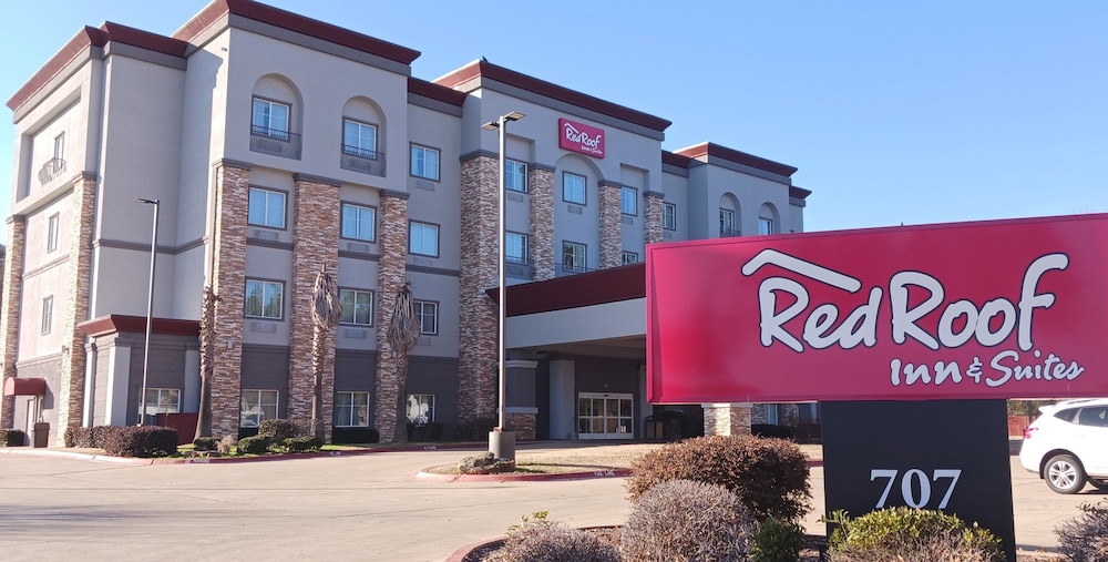 Red Roof Inn & Suites Longview - Longview, TX