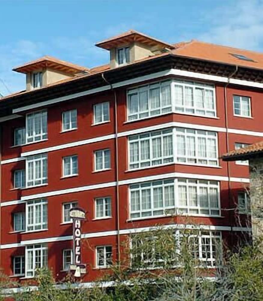 Hotel Naranjo De Bulnes - Cabrales