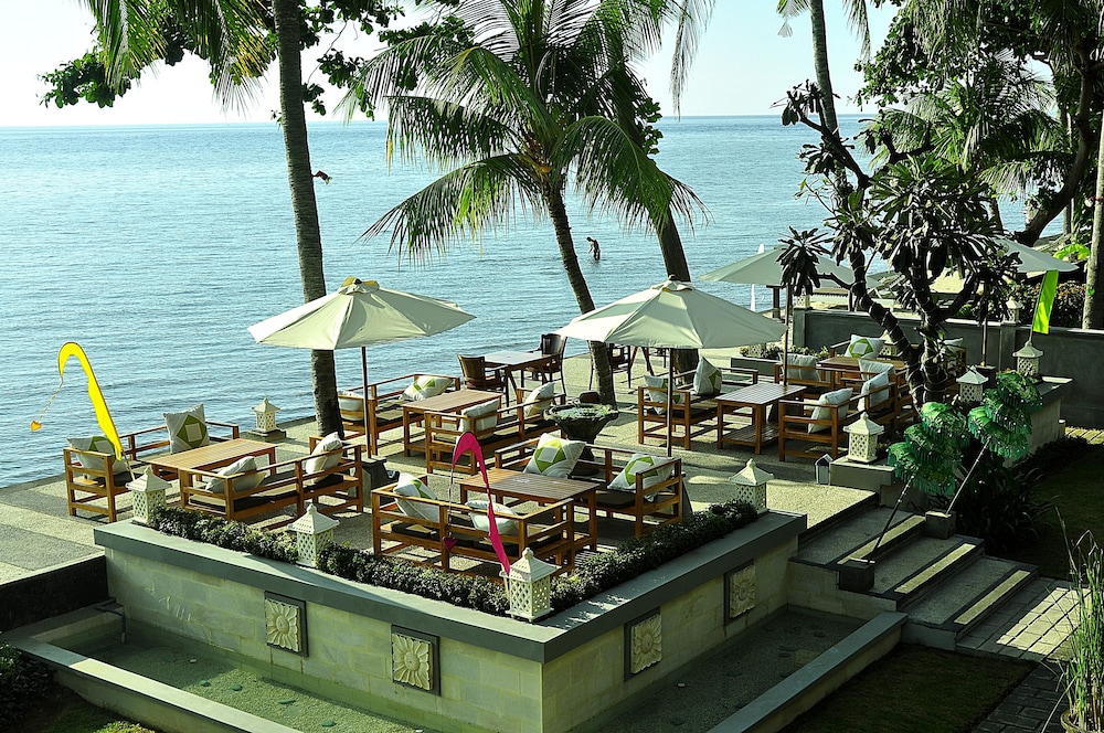 Nugraha Lovina Seaview Resort & Spa - Bali