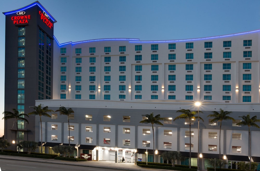 Crowne Plaza Ft. Lauderdale Airport/Cruise, an IHG hotel - Hollywood, FL