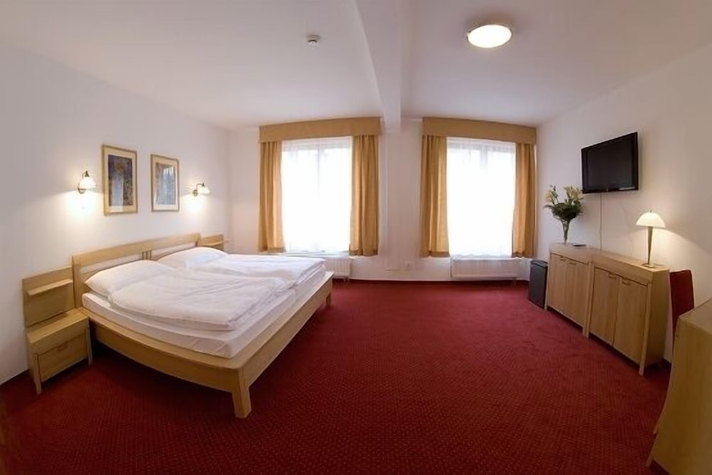 Hotel & Penzión Grand Matej - Banská Štiavnica