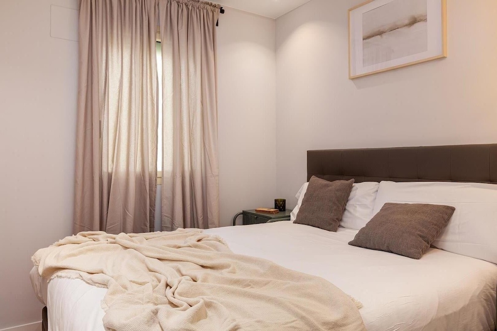 Two Bedroom Apartment Paseo De Gracia - You Stylish - Barcelona