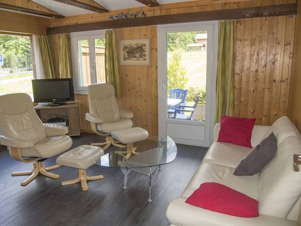 Cozy 3½ Bedroom Holiday Home With A Lot Of Swing For Up To 7 People. - Kandersteg