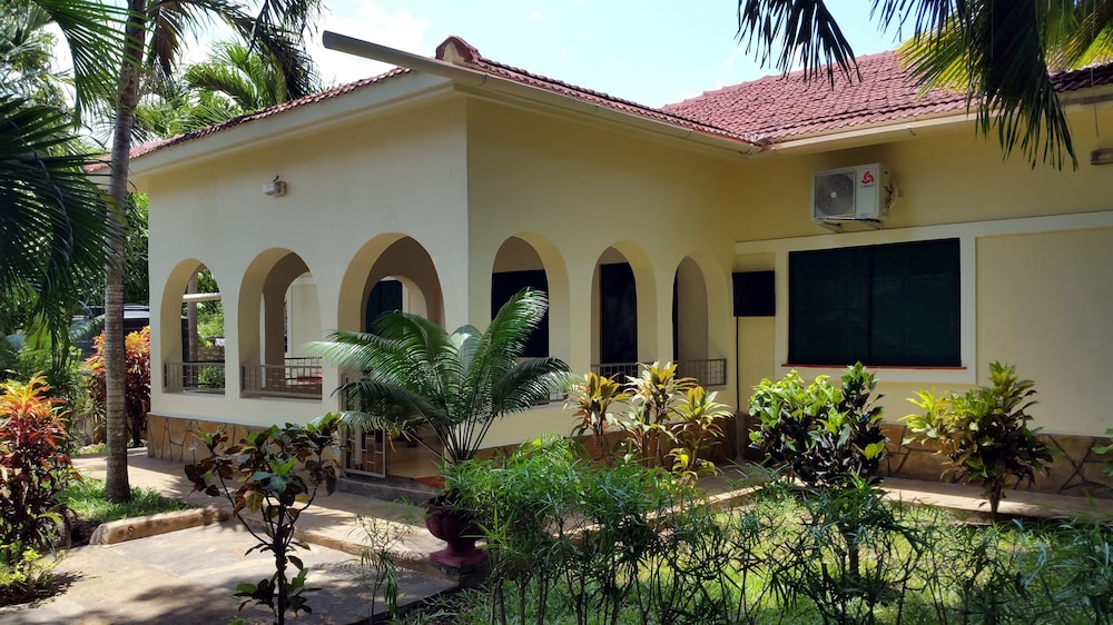 Villa Papaya In Jamboland-diani - Kenya