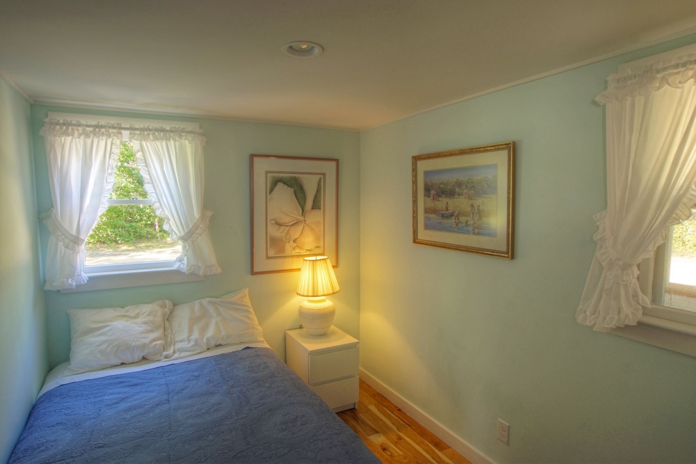 Chappaquiddick Cozy 2 Bedroom, Inquire About Spring 2024 - Massachusetts