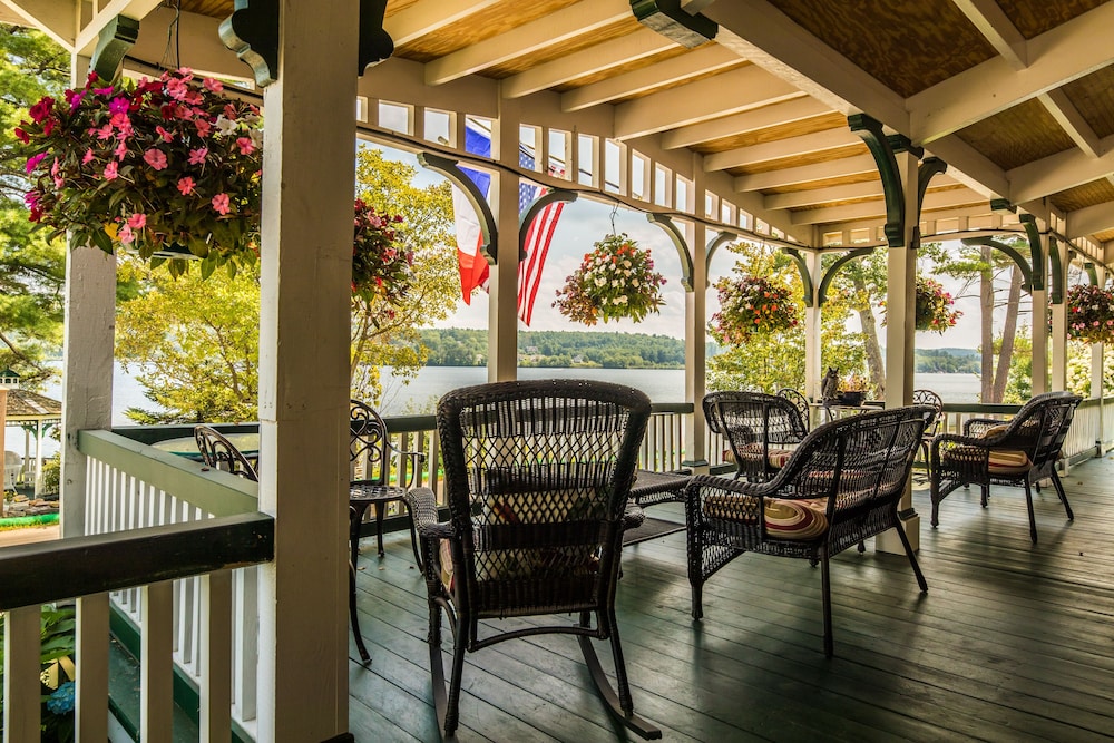 The Lake House At Ferry Point - Laconia