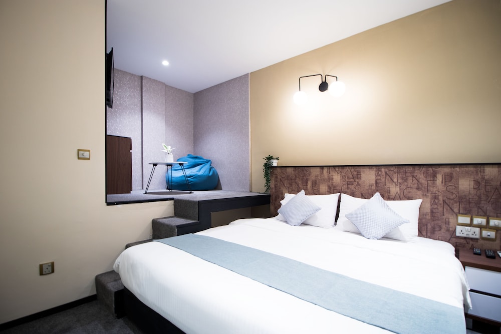Harbour Ville Hotel - Hamilton (SG Clean, Staycation Approved) - Toa Payoh