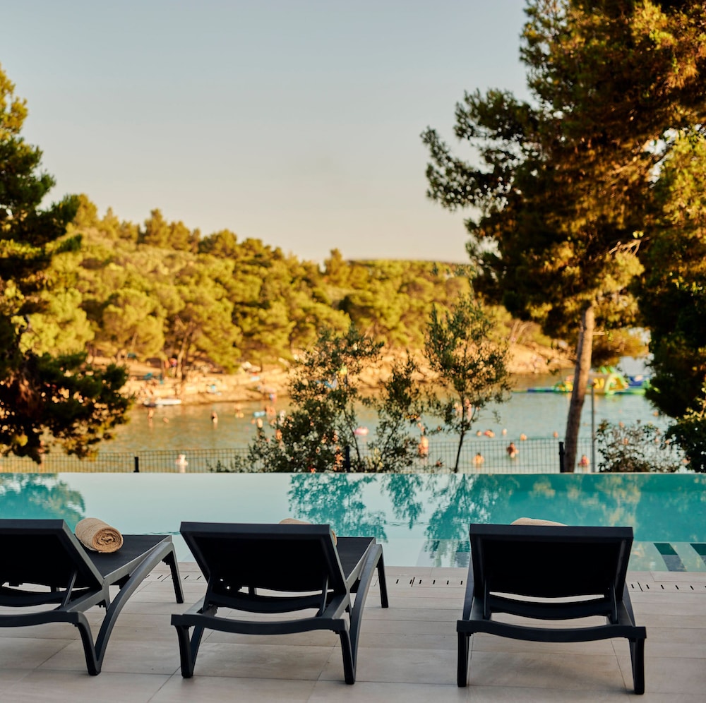 Colentum Resort Murter - Dalmatie