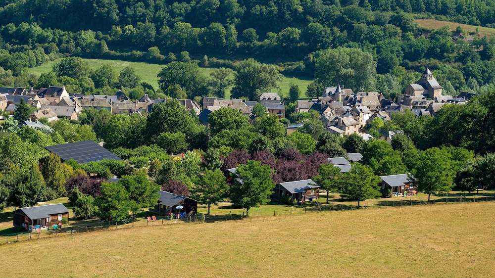 Village De Gite - La Cascade - Aveyron