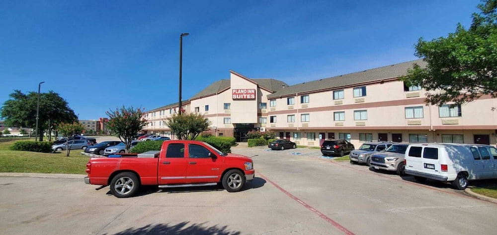 Plano Inn & Suites - Plano, TX