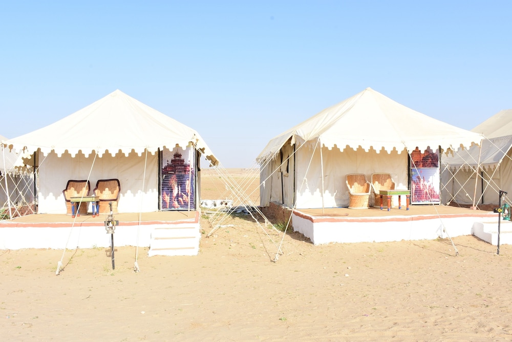 山姆巴哈蒂沙漠露营酒店 - 拉賈斯坦邦