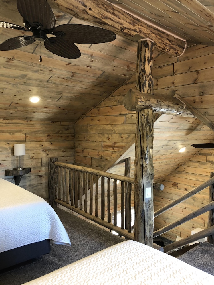 Big Mountain Cabins - Une Expérience Rustique Moderne - Nouveau En 2018, Pour 2 à 6 Personnes - Dakota du Sud