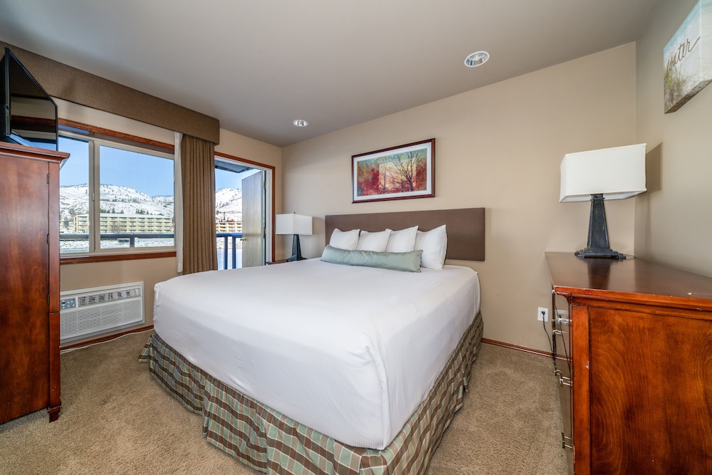 Grandview Lake View 528! Luxe 2 Slaapkamer Waterfront Appartement, Geschikt Voor Maximaal 6! - Manson, WA