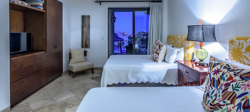 Ehemalige Modellwohnung: Luxus & Wert 7 Schlafplätze - ÜBerall Gehen! - Cabo San Lucas