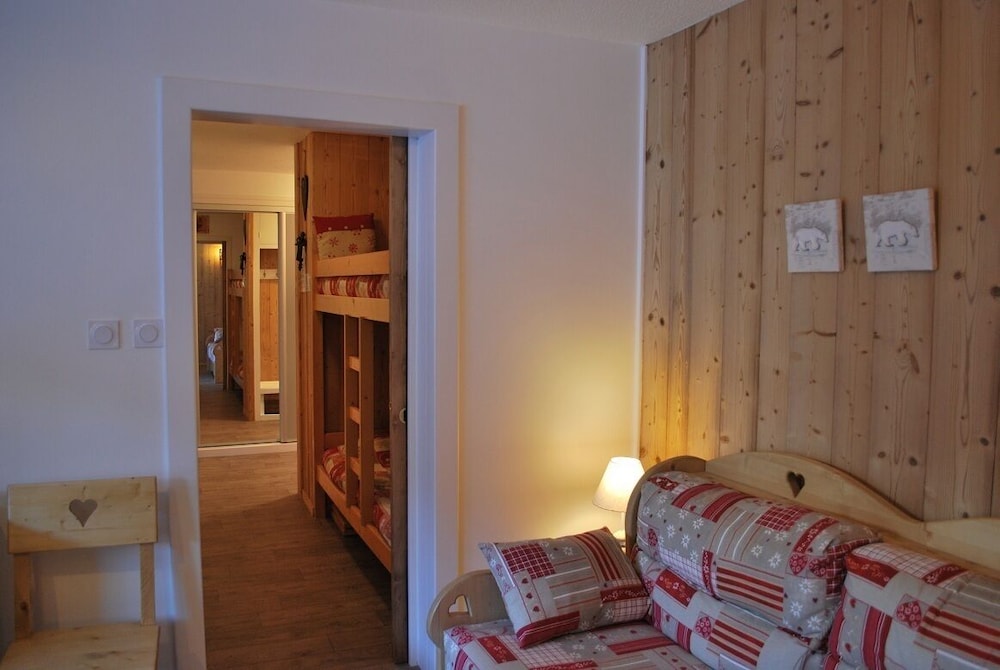 50 Meters From The Cable Cars, Ski Schools, Nurseries, Private Parking - Valloire