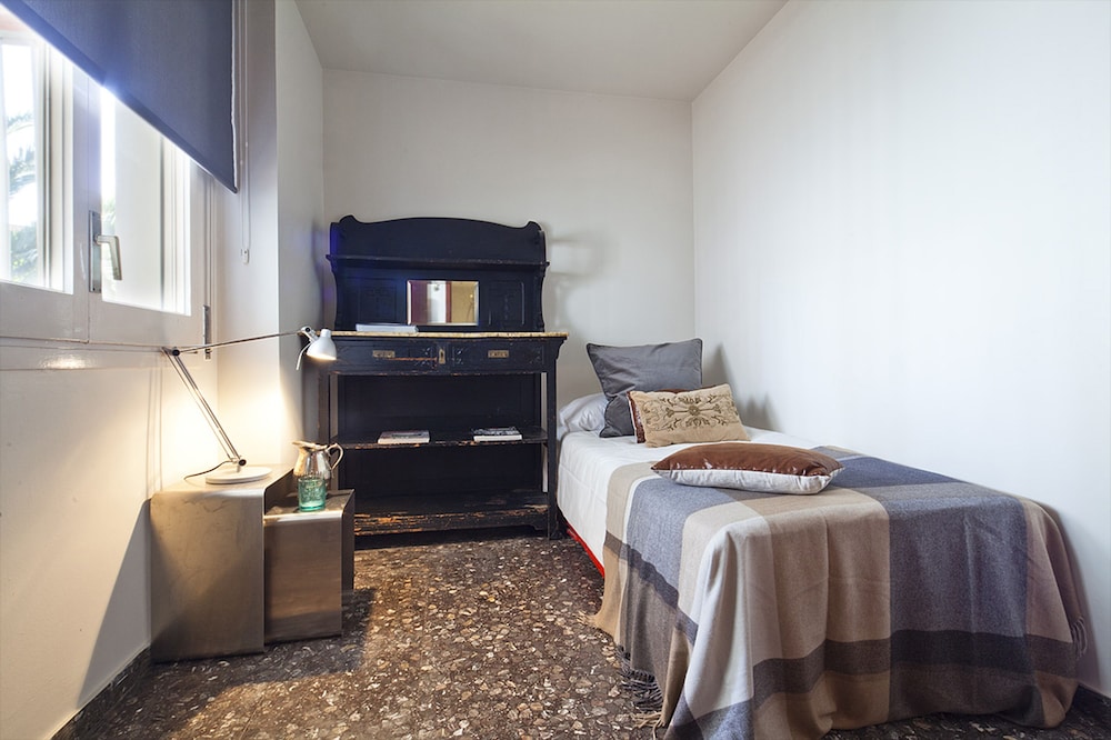 Exclusivo Apartamento De 4 Habit Y 8 Pax - La Bonanova Con Terraza - Wifi Gratis - Sant Cugat del Vallès