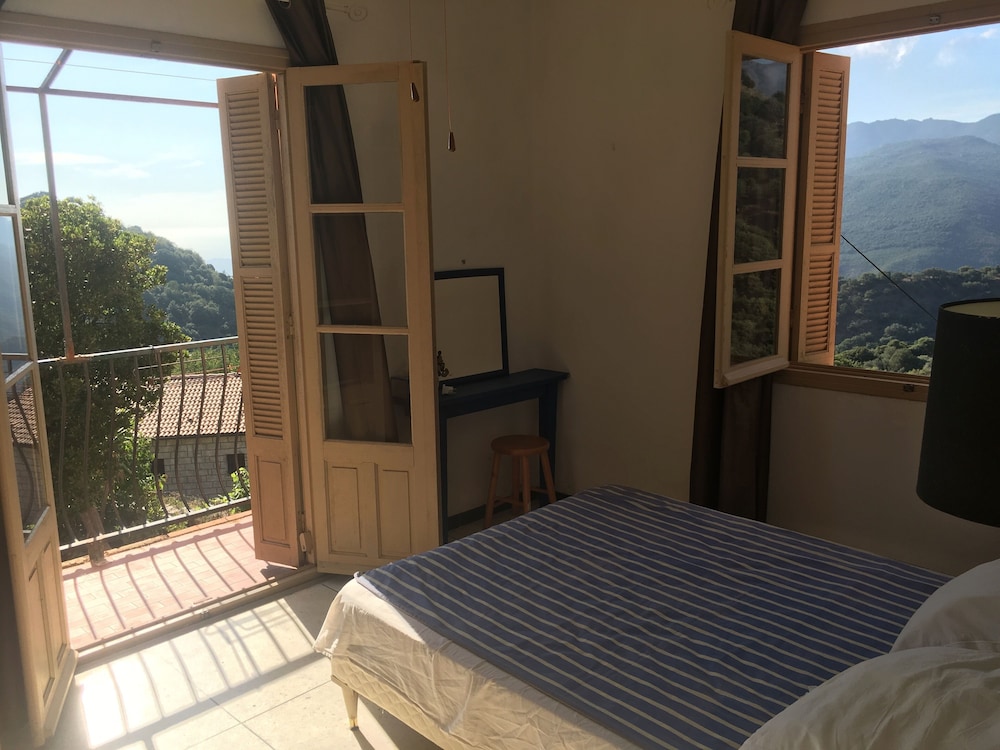 Mooi Corsicaans Huis Op 15 Minuten Van De Stranden - Sartène