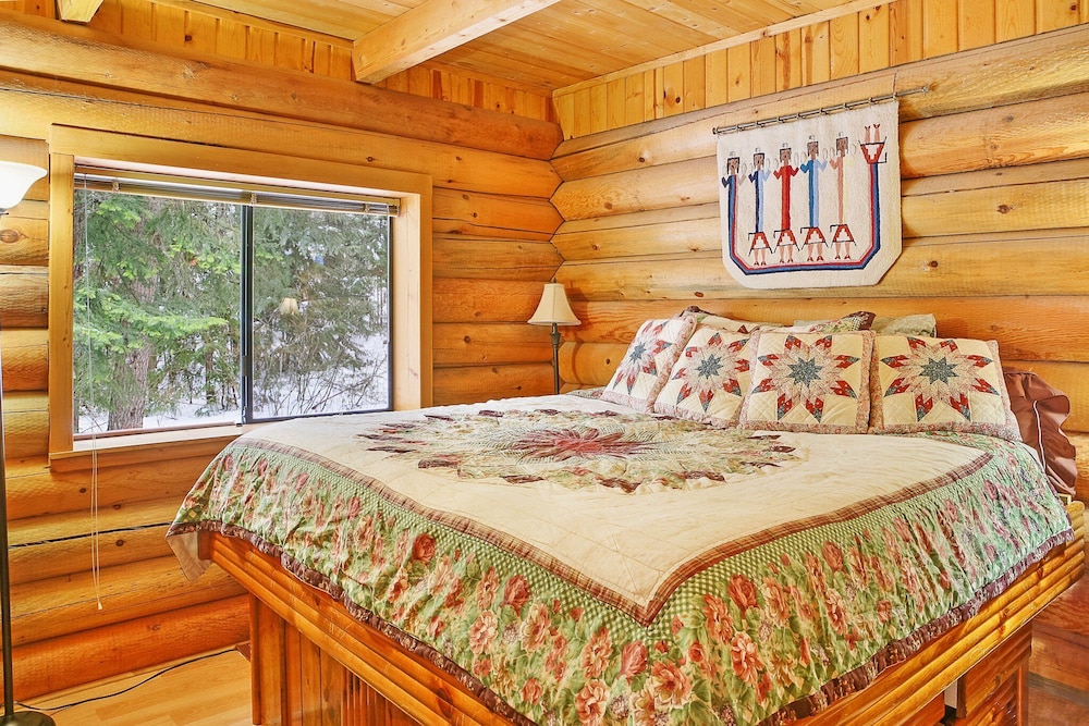 New: Marie's Cabin, Everyone's Favorite On Wenatchee River - Washington