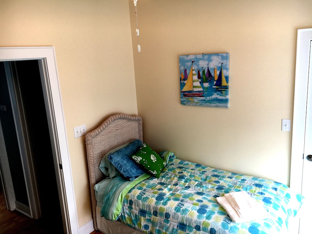 Great Rates At Park Place In The Ab Circle! Close To Beach And Pet Friendly! - Morehead City, NC