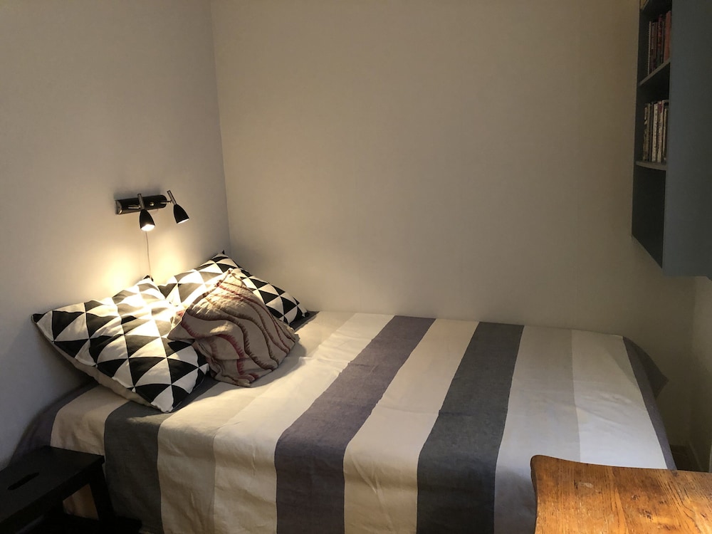 Appartement Lumineux Et Confortable Dans Un Quartier Central Et Populaire à Côté Des Foires Et éVénements Principaux - Stockholm