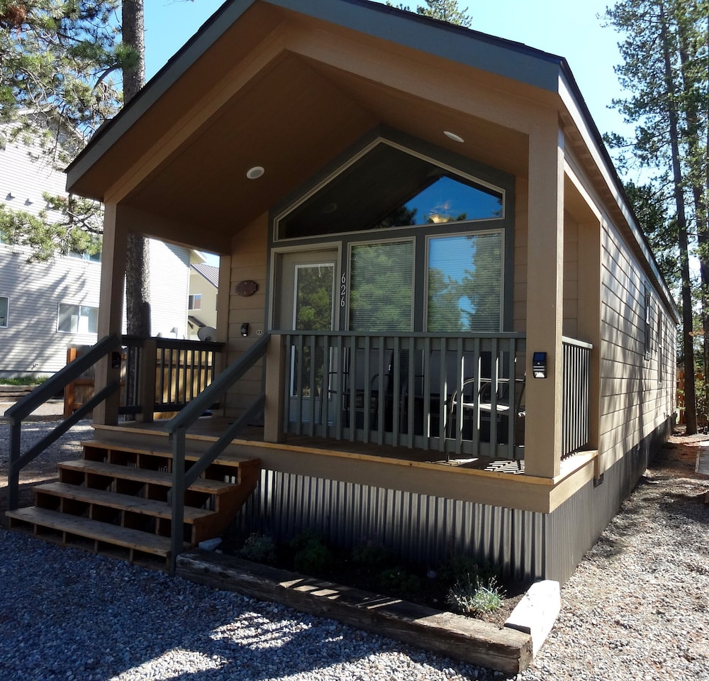 Whiskey Springs Cabins #2
Comfortable Lodging To Explore Yellowstone - Yellowstone Caldera, WY