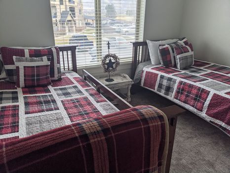 Vacation rentals & Airbnbs in Goshen, UT cozycozy