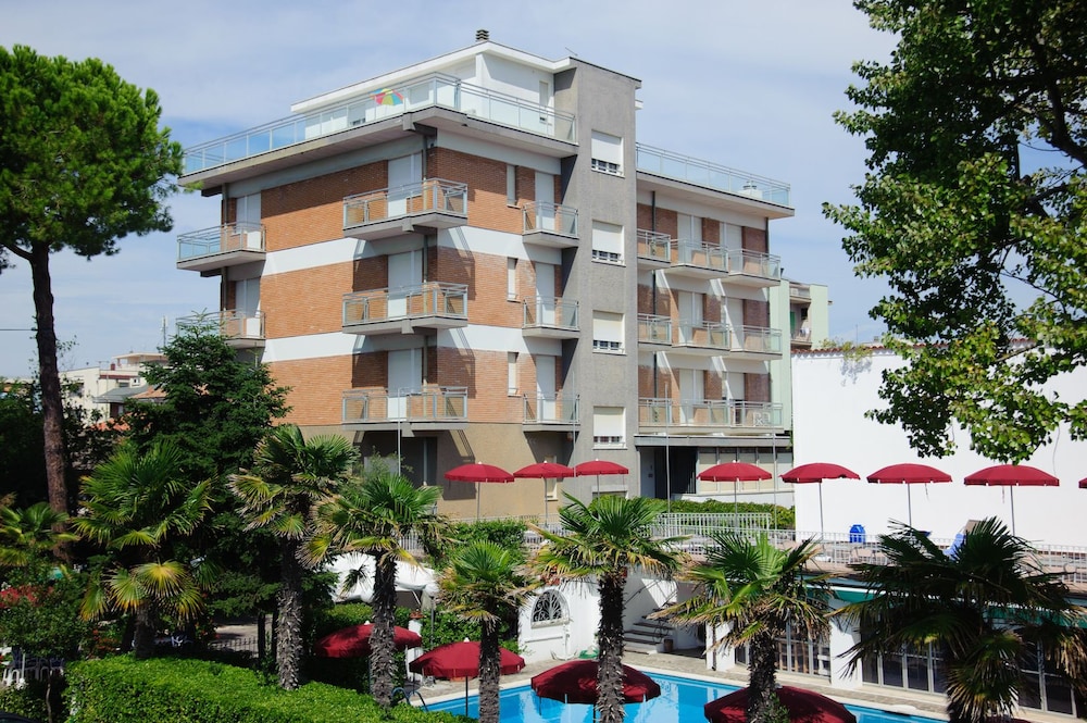 Hotel Nautic B&B - Bellaria - Igea Marina
