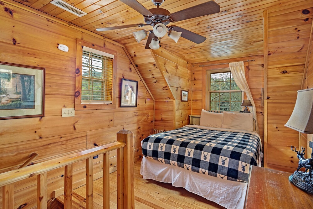 A Simple Life Cabin-mr Lake Lure Alquiler De Vacaciones - Chimney Rock, NC
