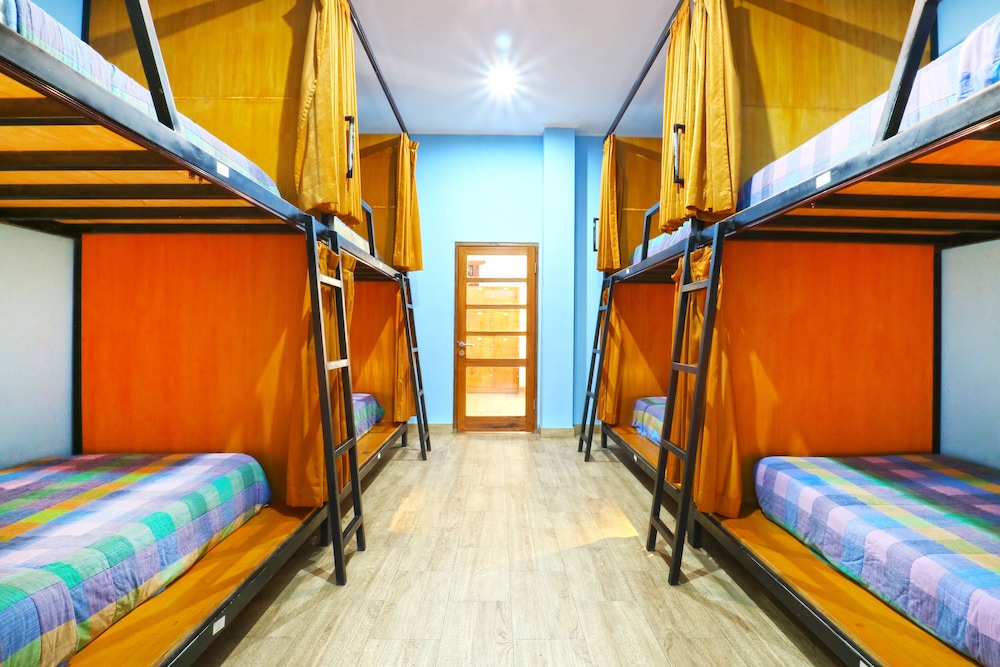 Mixed Dorm In A Brand New Hostel @Ubud Center - Bali