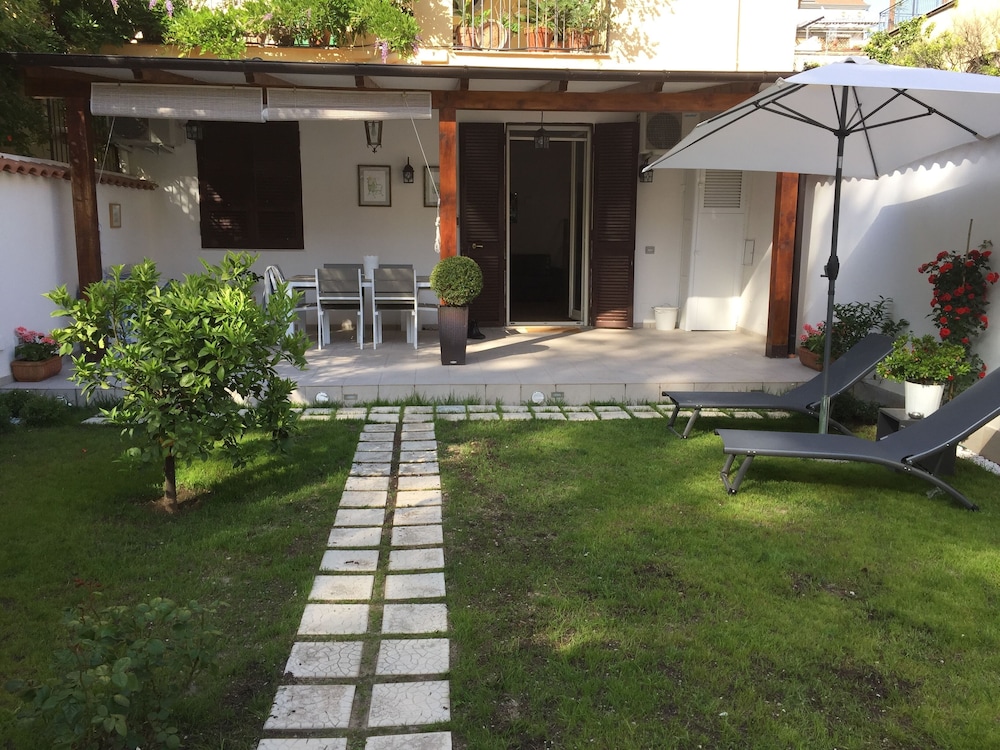 Orange House - Oasis Of Peace In The Historic Center - 那不勒斯