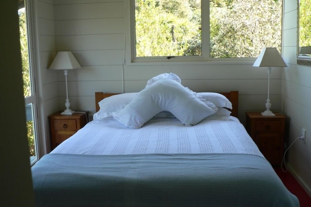 Serene Opoutere Hideaway (Family And Pet-friendly) - Bay of Plenty