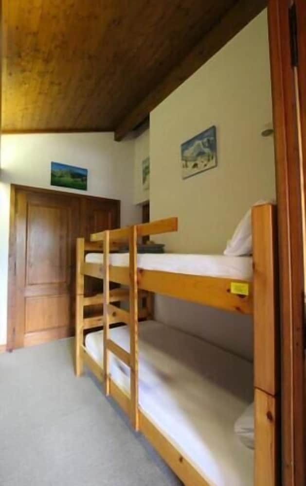 Nice 1 Bedroom And Cabine In Le Jaillet, Near Ski School - 梅傑夫