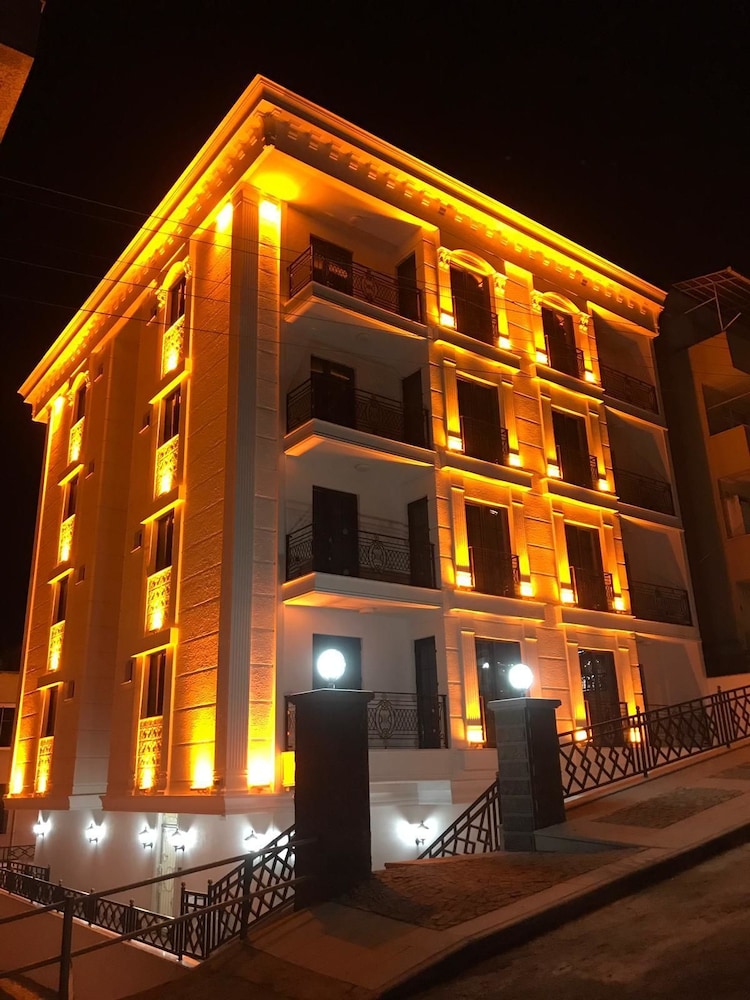 White Golden Suite Hotel - Trabzon Il, Türkiye