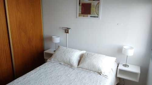 Large Apartment In 11 And 60, Comfortable And Bright - La Plata