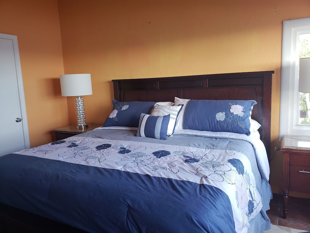 Little Indigo Spacieux Appartement 2 Chambres Avec Superbe Vue Sur L'océan Et Le Port - Charlotte Amalie