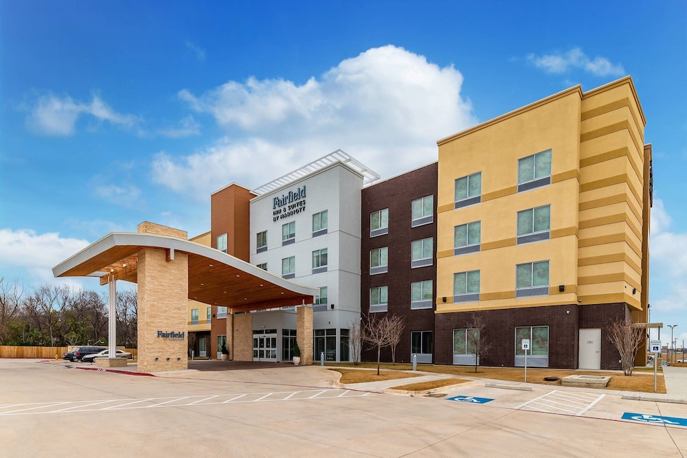 Fairfield Inn & Suites By Marriott Gainesville I-35 - Gainesville, TX