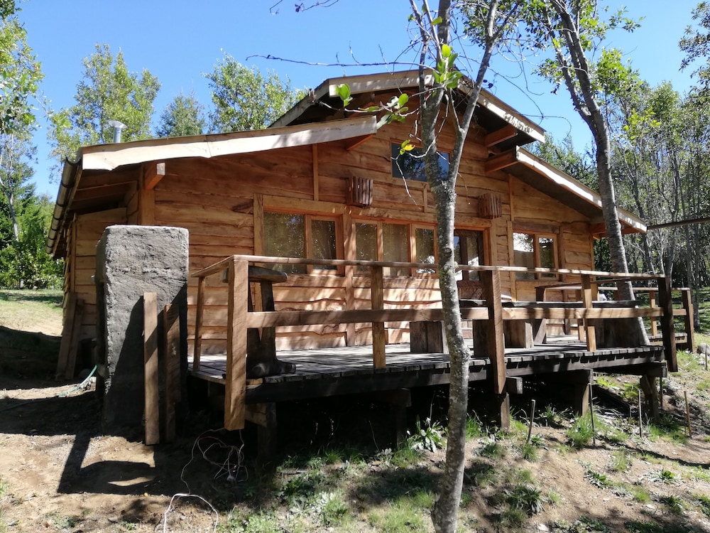 Prachtige Rustieke Hut, Met Inheemse Stammen, Met Trancura River Shore - Los Ríos