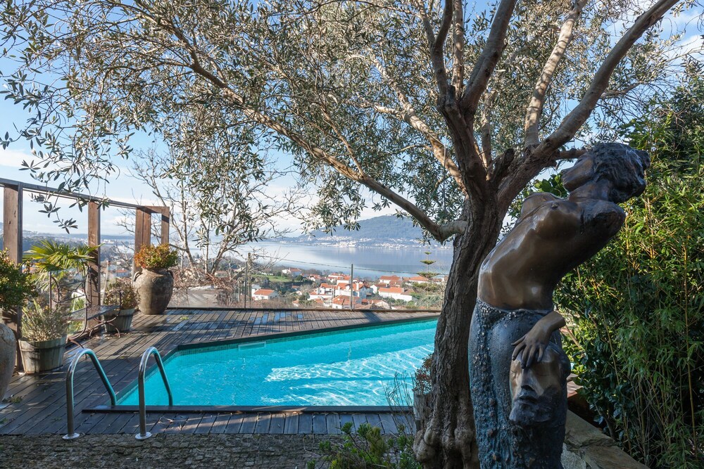 'Casa Do Monte' - Pool Villa - River And Sea View - 5 Bedrooms - Sleeps 8 - Caminha
