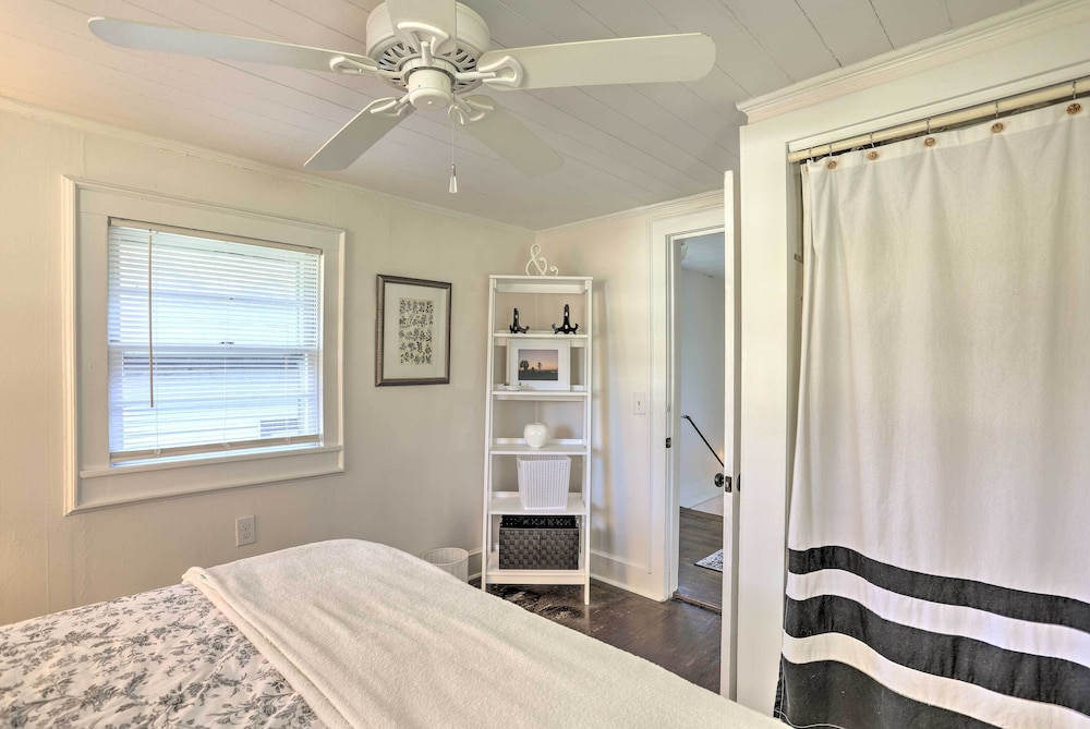 Coastal, Walkable Home In Historic Southport! - Southport, NC