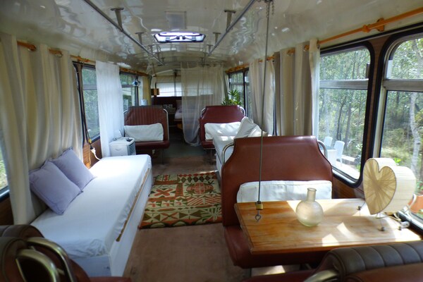 Yamba Hinterland Bush Retreat - Magic Bus Stay - Lawrence