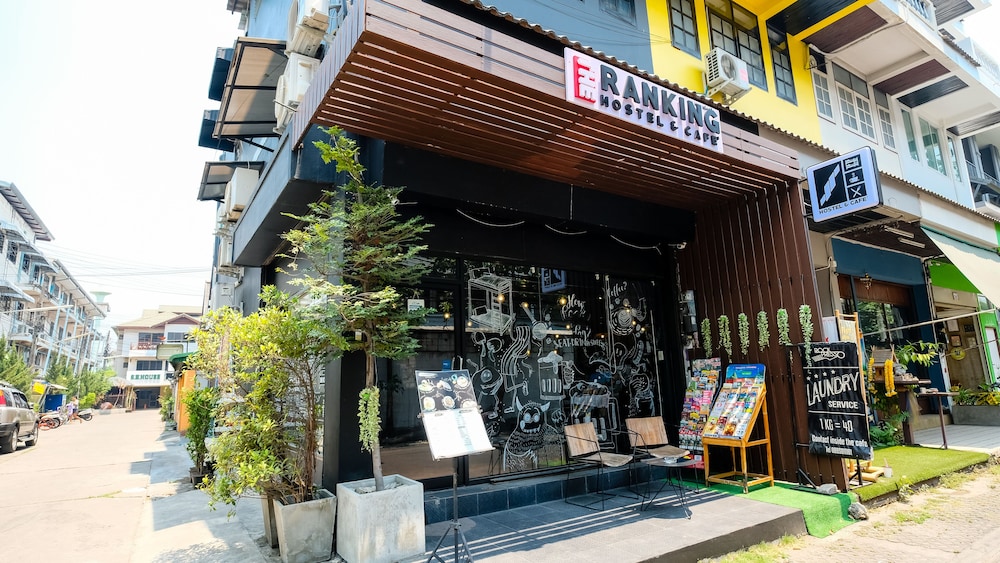 The Ranking Hostel & Cafe' - Chiang Mai
