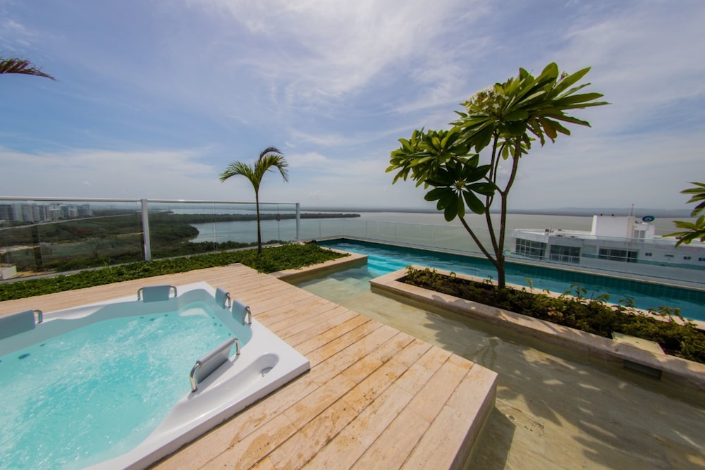 Confortable y exclusivo apartamento a 250 metros de la playa. - Cartagena