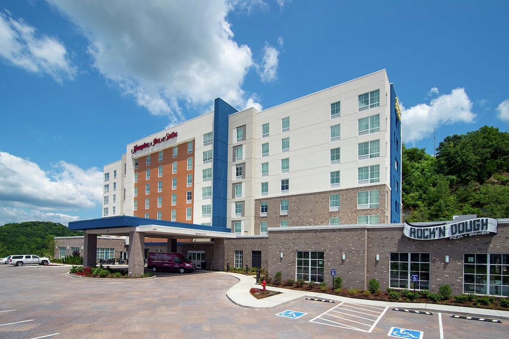 Hampton Inn & Suites by Hilton Nashville North Skyline - Nashville, TN