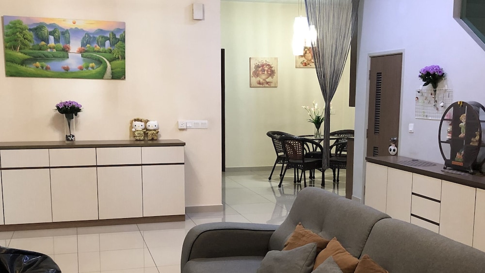 3bedroom 3bathroom Cluster House@jusco Bukit Indah - 조호르