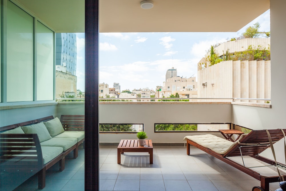 Sunny Luxury Apartments - Tel-Aviv