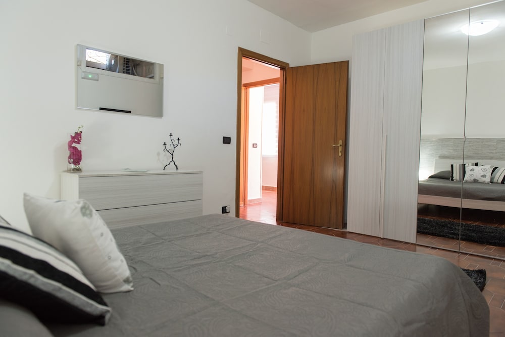 Villa Rosa Luxury Apartment - Palermo